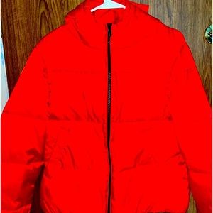 VIBRANT RED OVERSIZED CROPPED PUFFER PRIMARK SIZE L